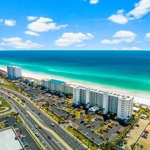 sterling-sands-beach-resort-by-panhandle-getaways.hotels-destin.com/